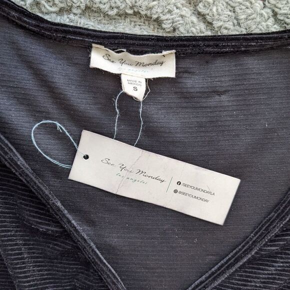 NWT SEE YOU MONDAY Black velvet tiered V-neck mini dress Small @L1 - Picture 6 of 9